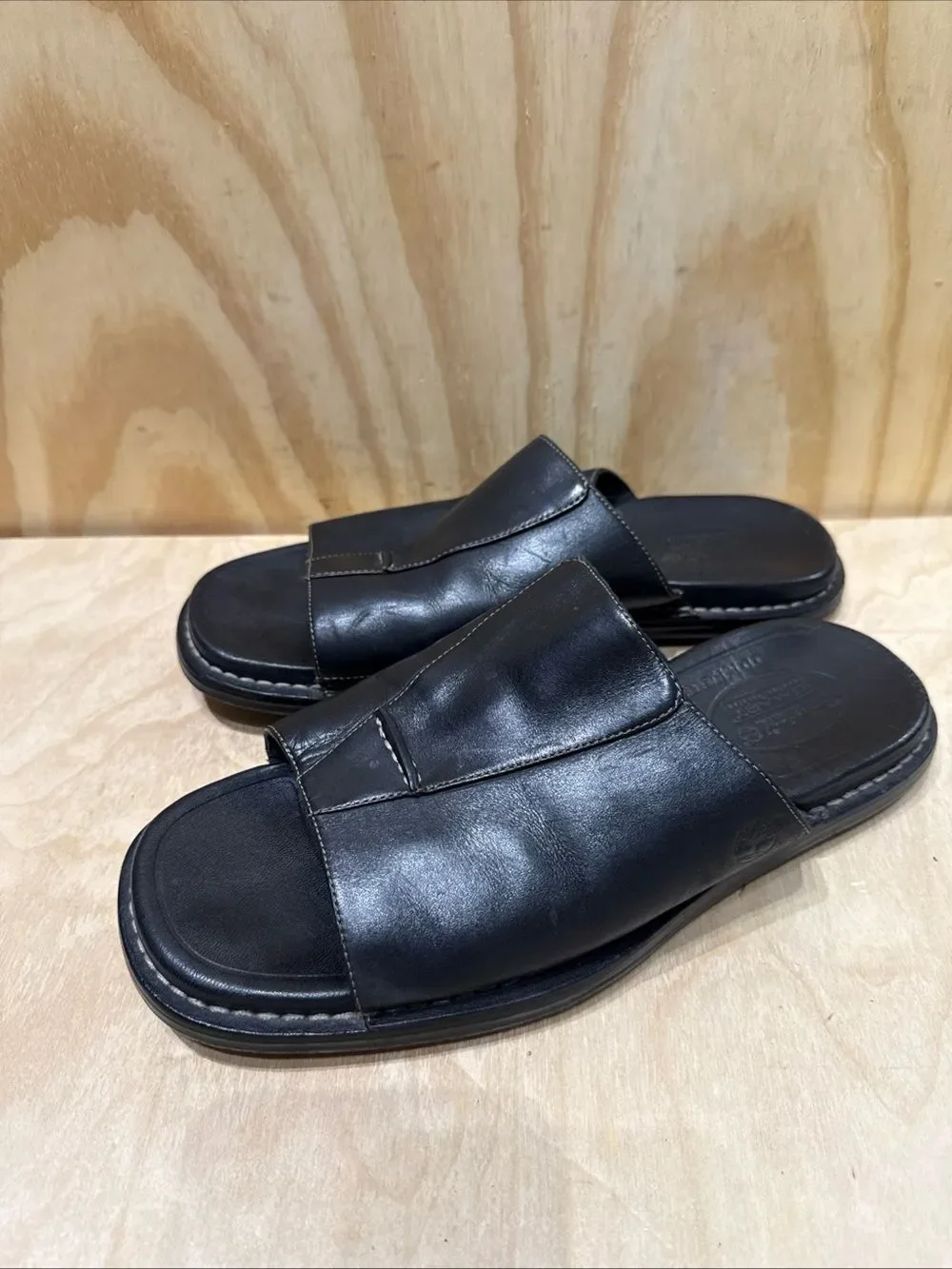 Timberland Mens Black Leather Slide Sandals Contrast Stitching  Size 9 M